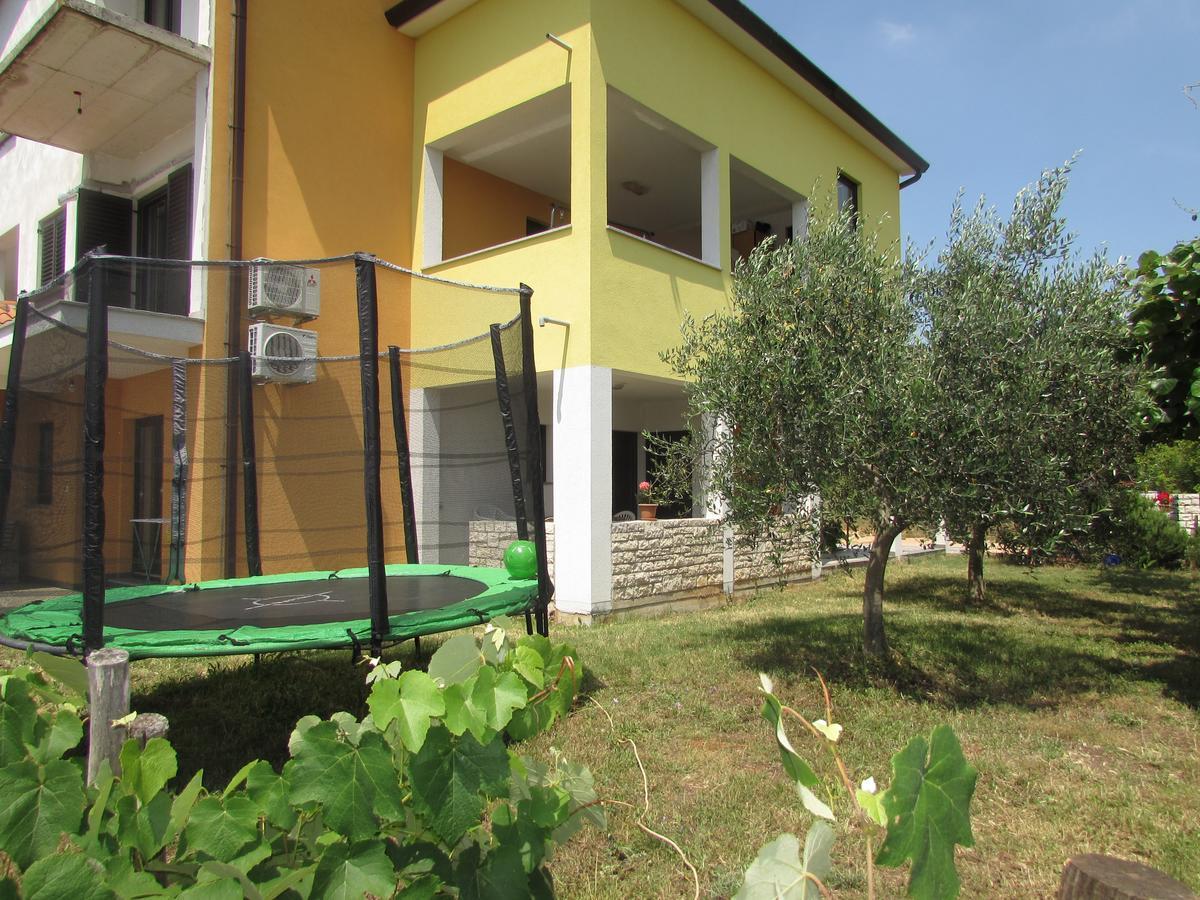 Apartments Goga Umago Exterior foto